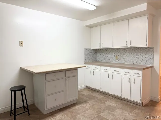 $2,675 | 263 Fruitwood Terrace, Amherst, NY 14221