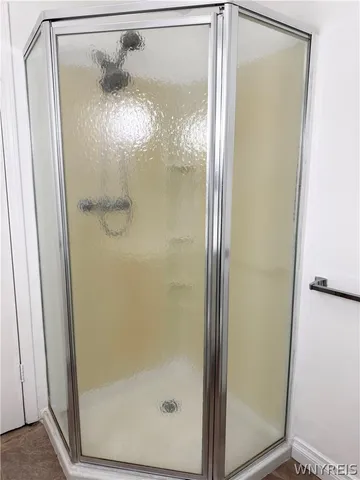 $2,675 | 263 Fruitwood Terrace, Amherst, NY 14221