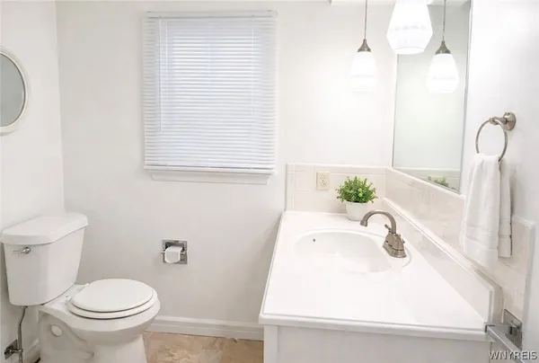 $2,675 | 263 Fruitwood Terrace, Amherst, NY 14221