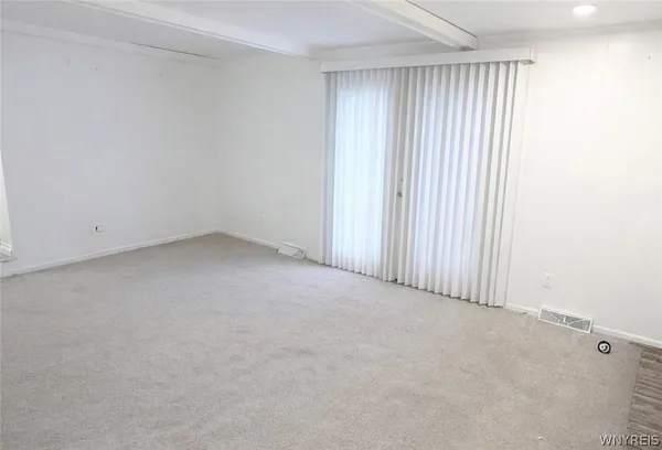 $2,675 | 263 Fruitwood Terrace, Amherst, NY 14221