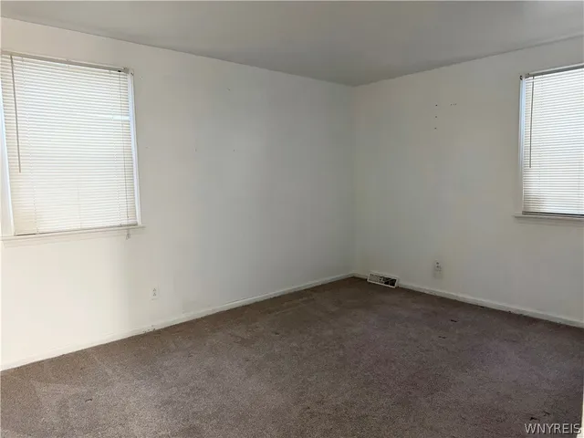 $2,675 | 263 Fruitwood Terrace, Amherst, NY 14221