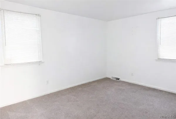 $2,675 | 263 Fruitwood Terrace, Amherst, NY 14221