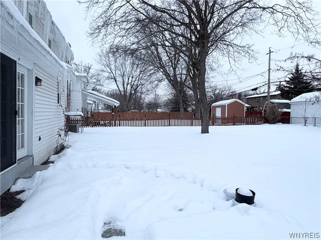 $2,675 | 263 Fruitwood Terrace, Amherst, NY 14221