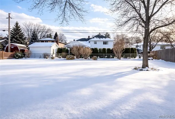 $2,675 | 263 Fruitwood Terrace, Amherst, NY 14221