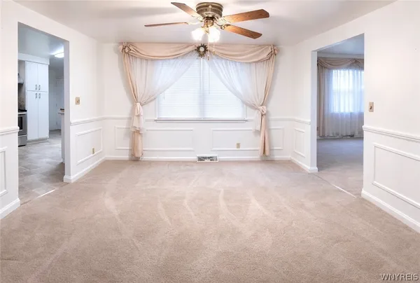 $2,675 | 263 Fruitwood Terrace, Amherst, NY 14221