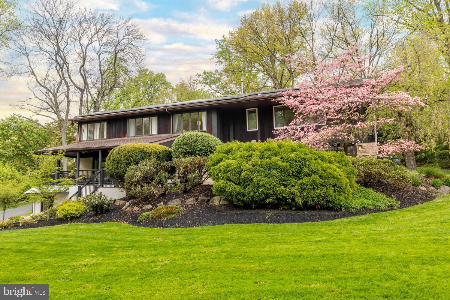 1074 Pheasant Road Rydal, PA 19046 - Photo 45 of 51 Backyard