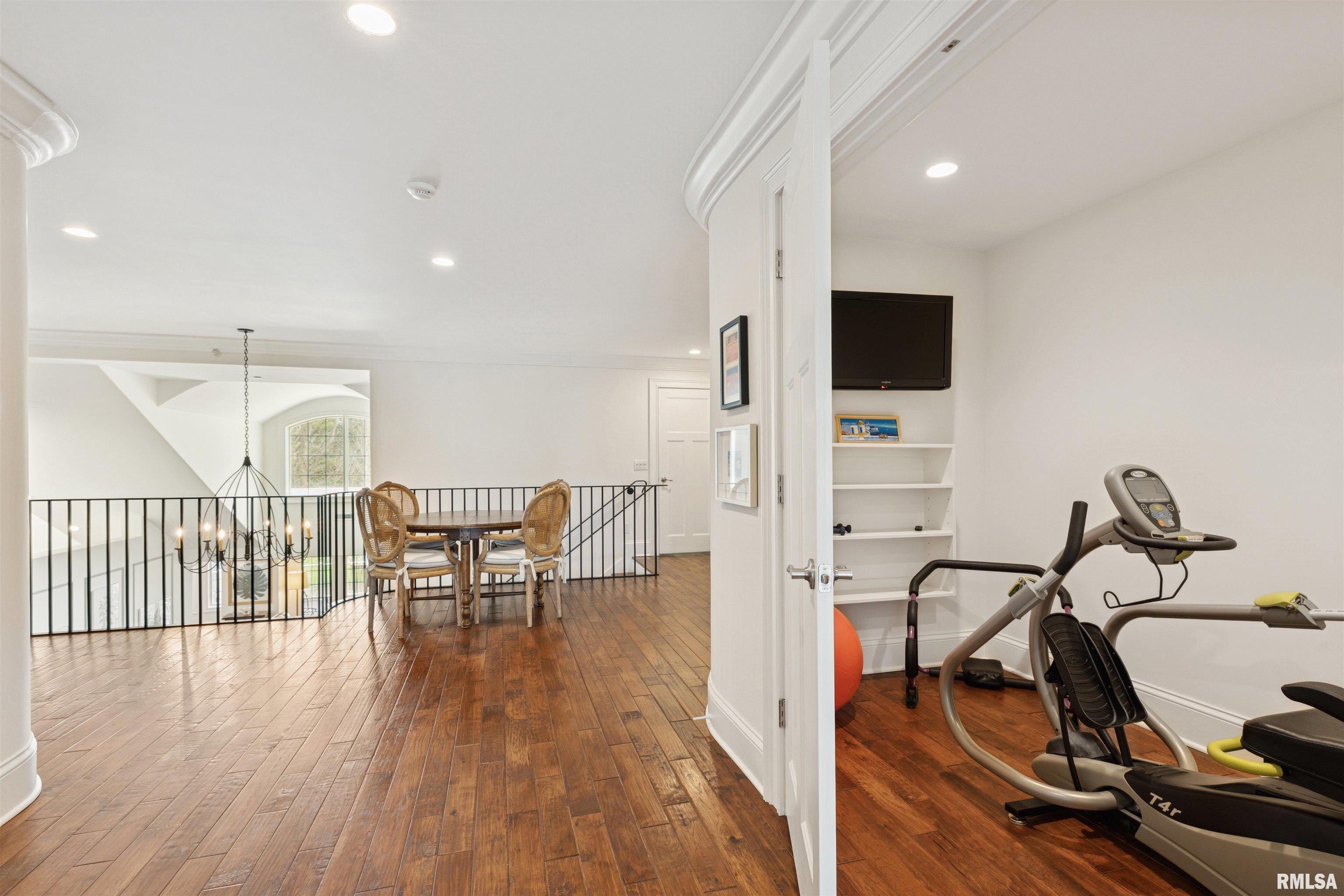6211 Utica Ridge Road, Unit 204 Davenport, IA 52807 - Photo 47 of 67 Gallery Image 47