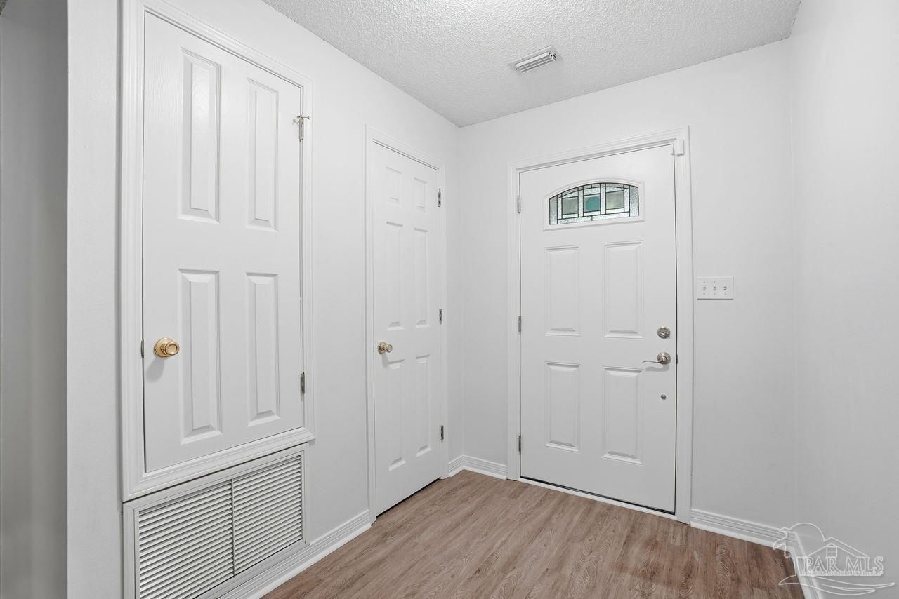 5350 Morgan Ridge Drive Milton, FL 32570 - Photo 9 of 51