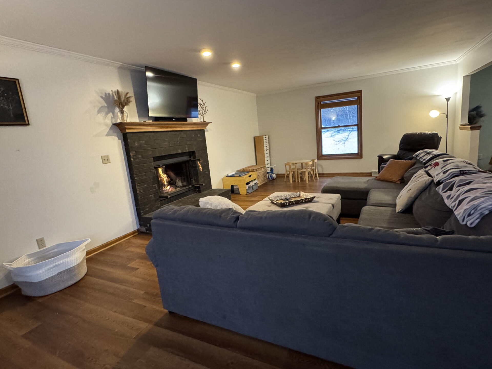 W327S8037 Memory Lane Mukwonago, WI 53149 - Photo 6 of 21 W327S8037MemoryLn_63989_6