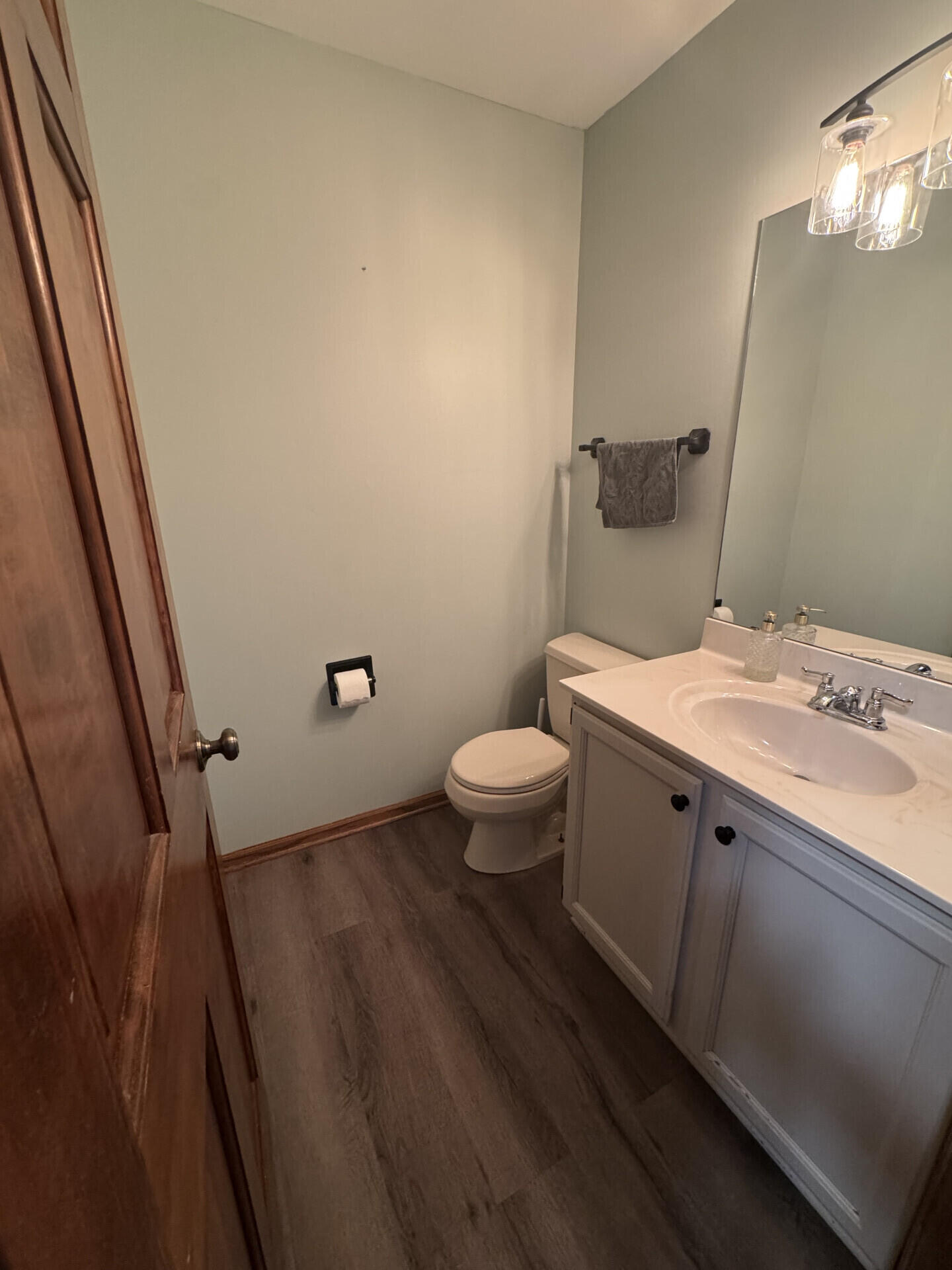 W327S8037 Memory Lane Mukwonago, WI 53149 - Photo 8 of 21 W327S8037MemoryLn_63989_8