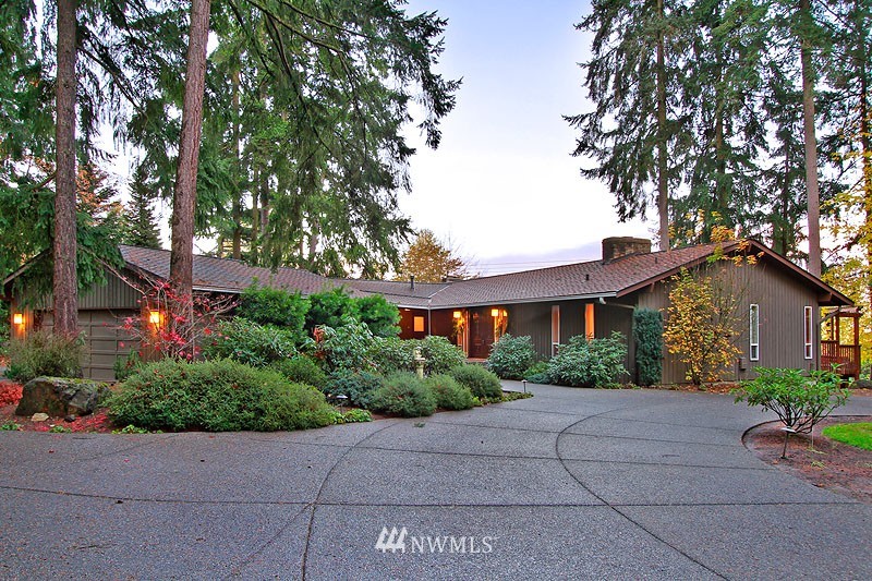 13440 Northeast 25th Street Bellevue, WA 98005 - Photo 1 of 22