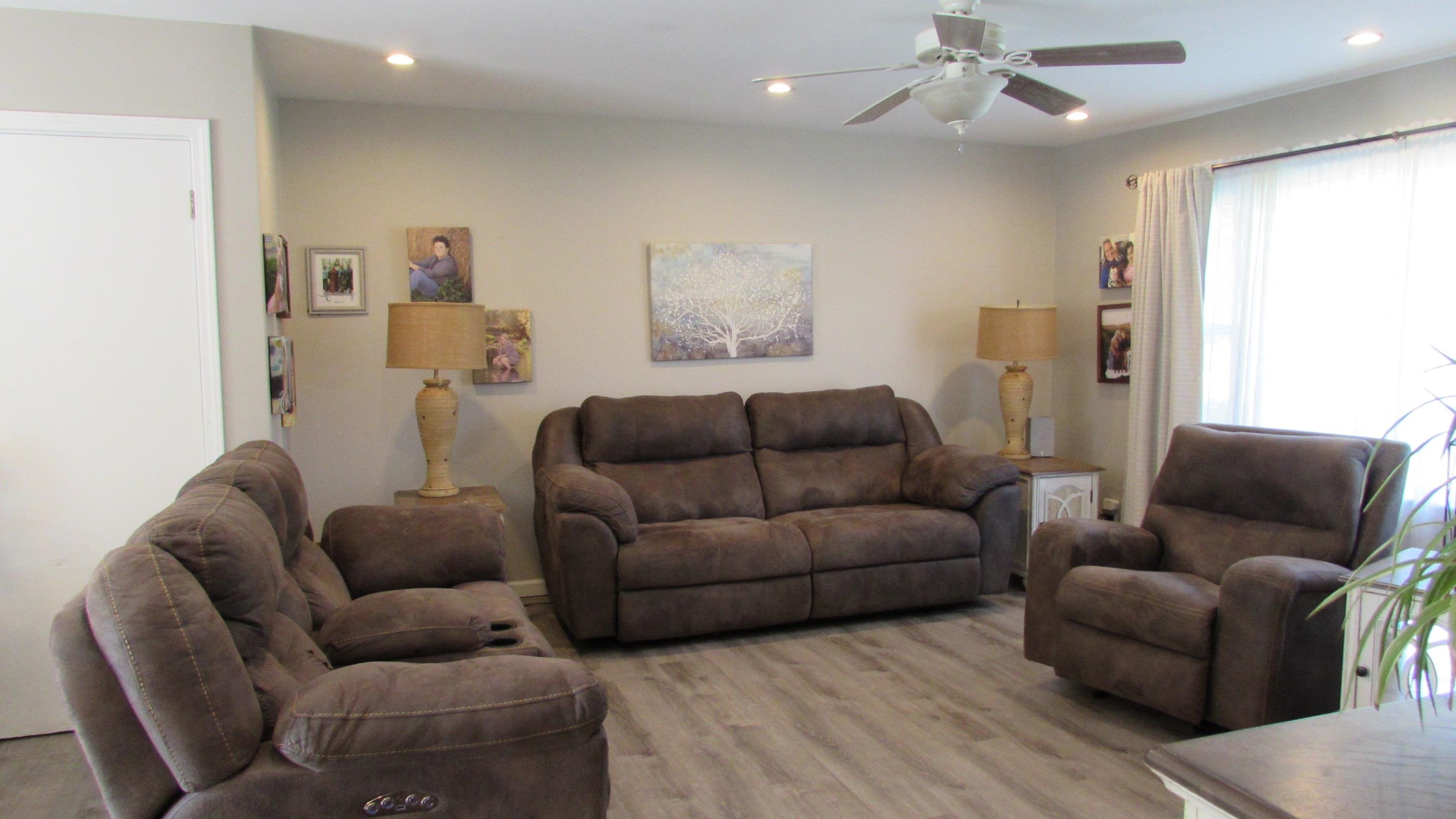 2387 S Park Beloit, WI 53511 - Photo 9 of 30