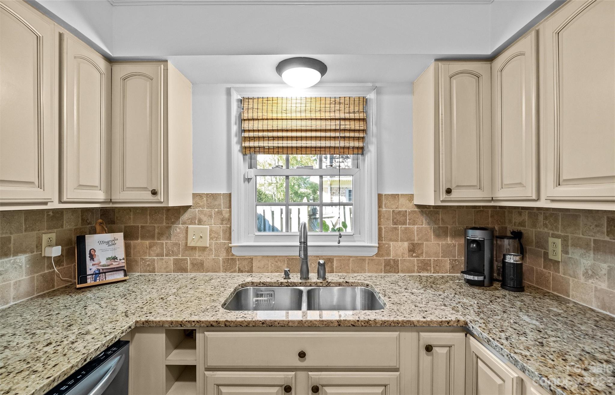 3508 Colony Road, Unit E Charlotte, NC 28211 - Photo 13 of 29 Gallery Image 13