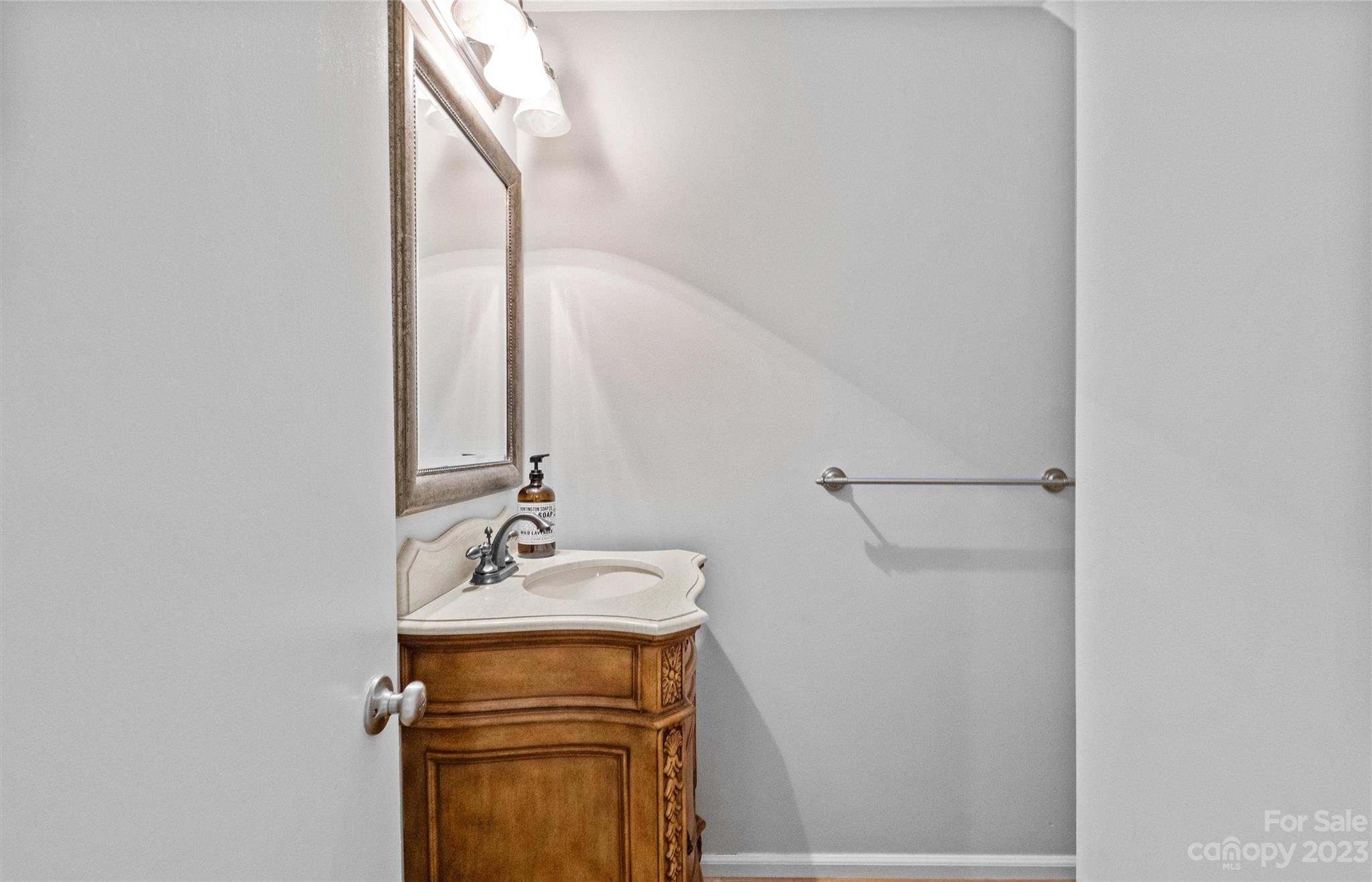 3508 Colony Road, Unit E Charlotte, NC 28211 - Photo 16 of 29 Gallery Image 16
