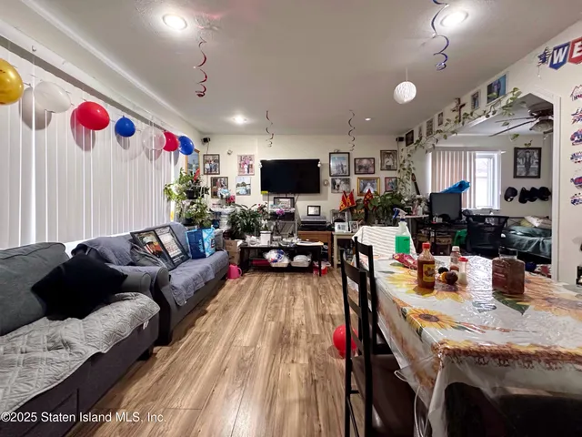 $988,000 | 37 East Stroud Avenue | Great Kills