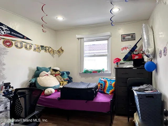 $988,000 | 37 East Stroud Avenue | Great Kills