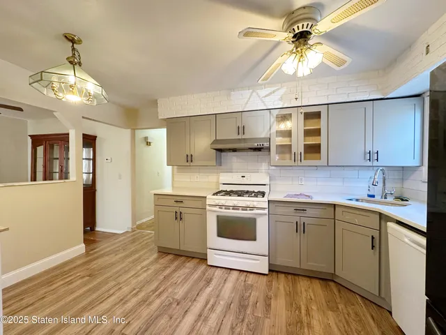 $988,000 | 37 East Stroud Avenue | Great Kills