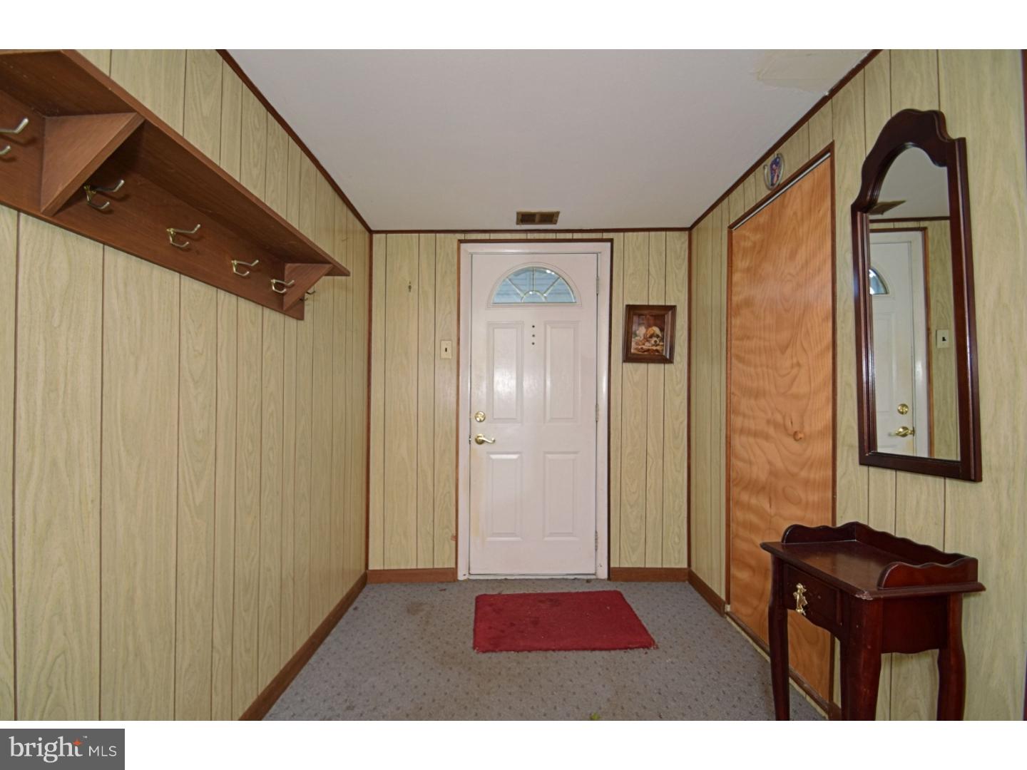11015 Rennard Street Philadelphia, PA 19116 - Photo 20 of 23 Gallery Image 20