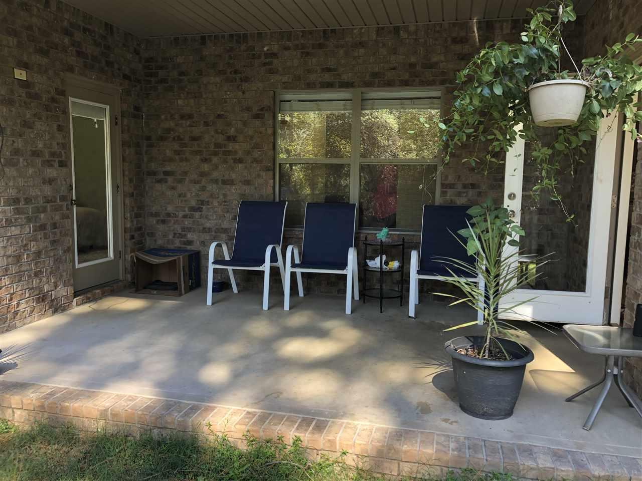 106 Traverse Lane Crestview, FL 32536 - Photo 10 of 12