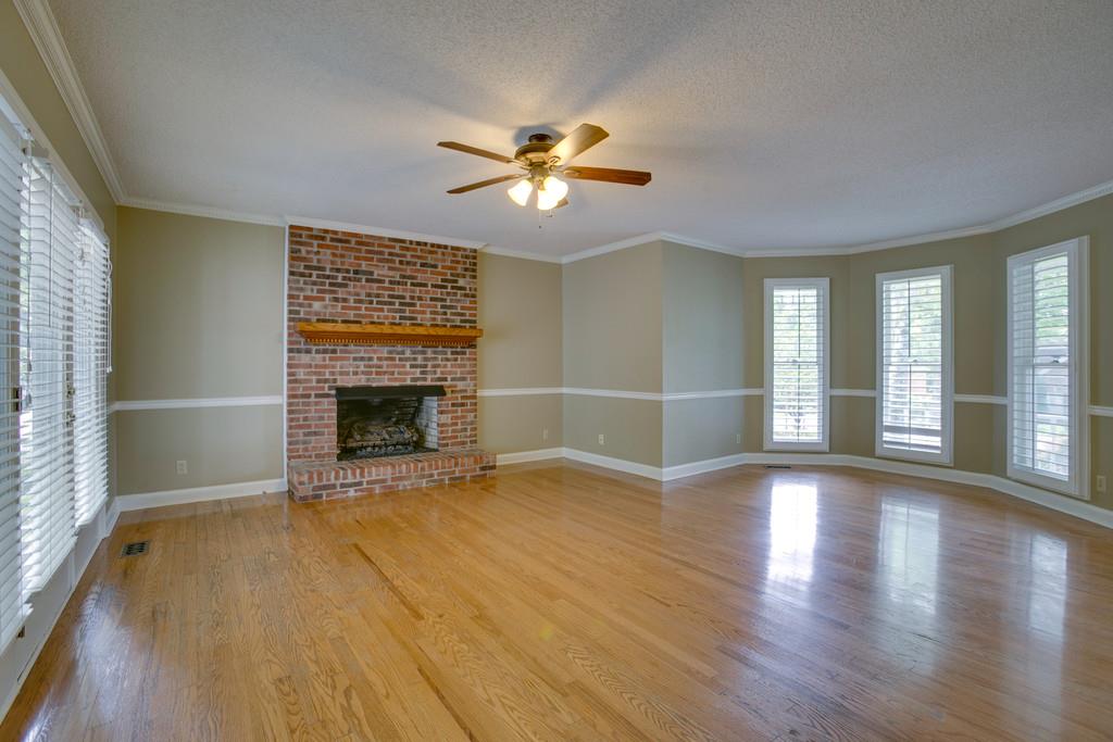 1710 Waterford Road Murfreesboro, TN 37129 - Photo 4 of 20 Gallery Image 4