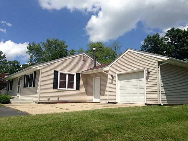 1812 Miracle Mile Springfield, OH 45503 - Photo 2 of 25