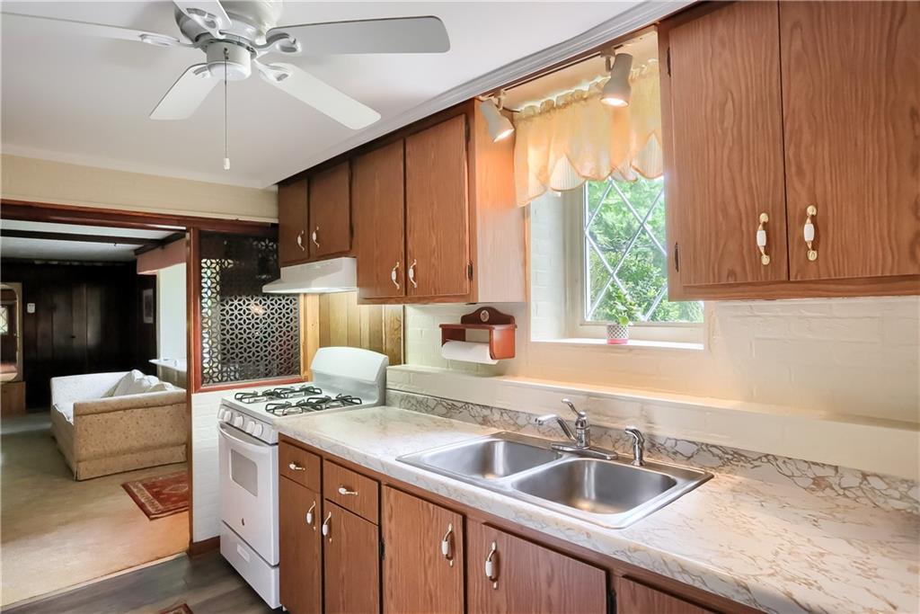 2275 Ferguson Road Allison Park, PA 15101 - Photo 14 of 25 Gallery Image 14