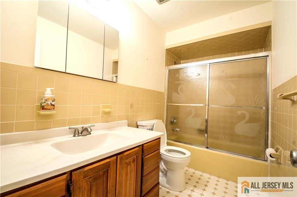 8 Windy Hill Road Metuchen, NJ 08840 - Photo 41 of 51