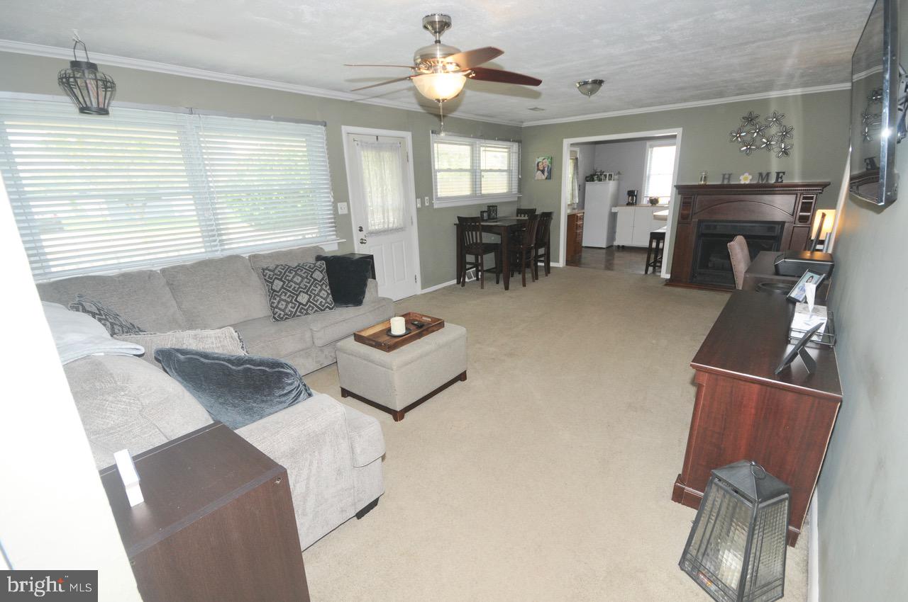 431 Flanders Road Burlington, NJ 08016 - Photo 7 of 45 Gallery Image 7