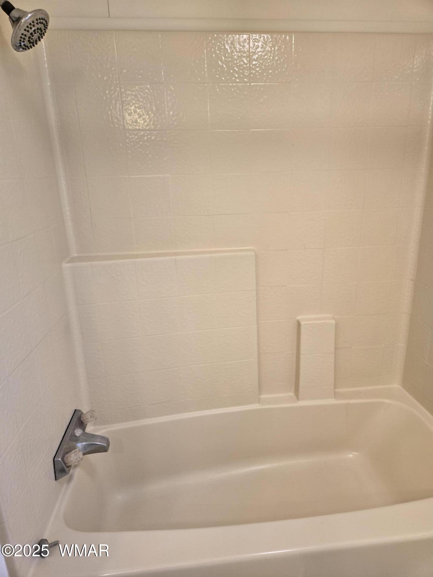 3860 South White Mountain Road, Unit 78 Show Low, AZ 85901 - Photo 13 of 18 Bath 1