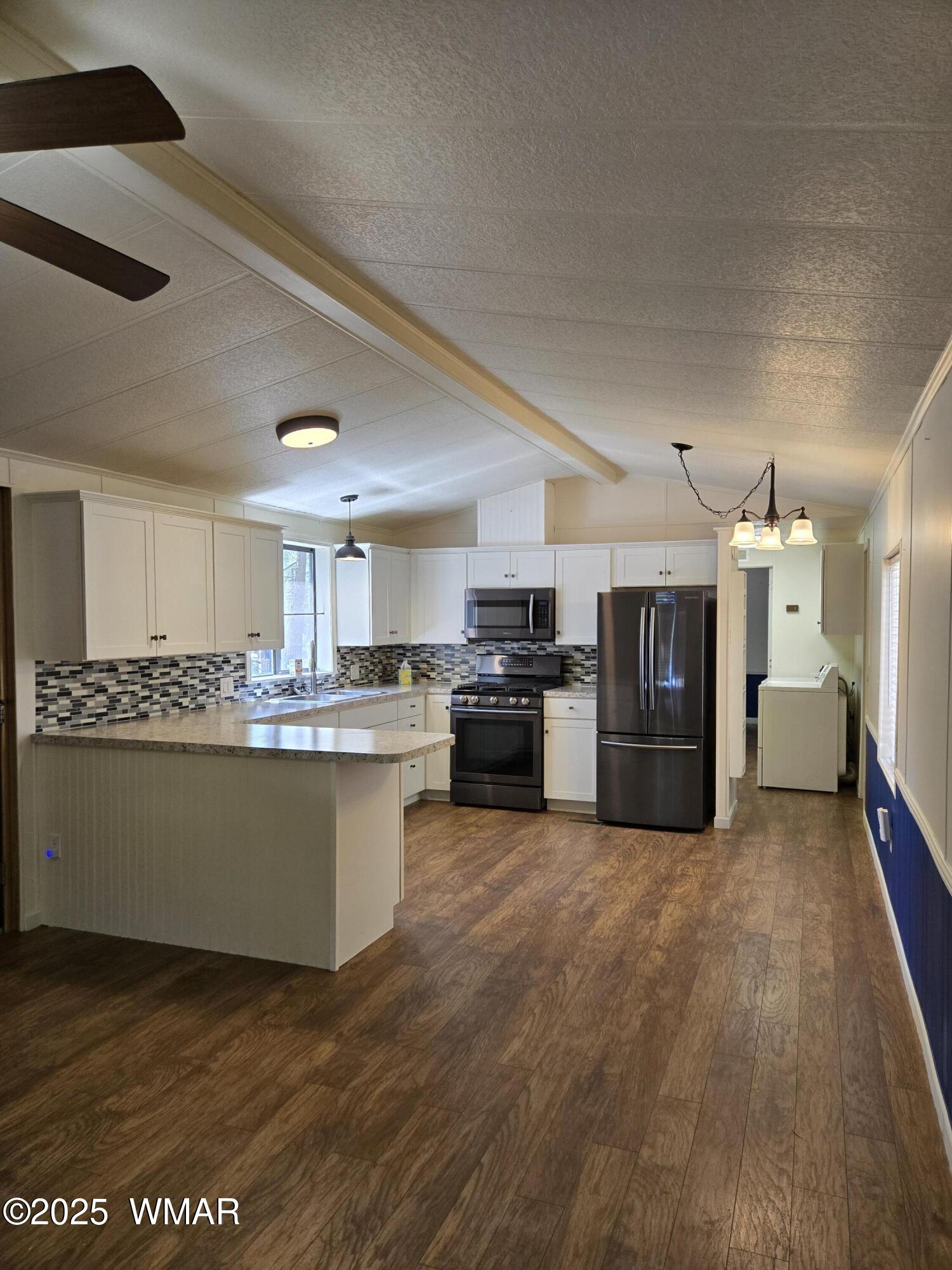 3860 South White Mountain Road, Unit 78 Show Low, AZ 85901 - Photo 3 of 18 Kitchen 4