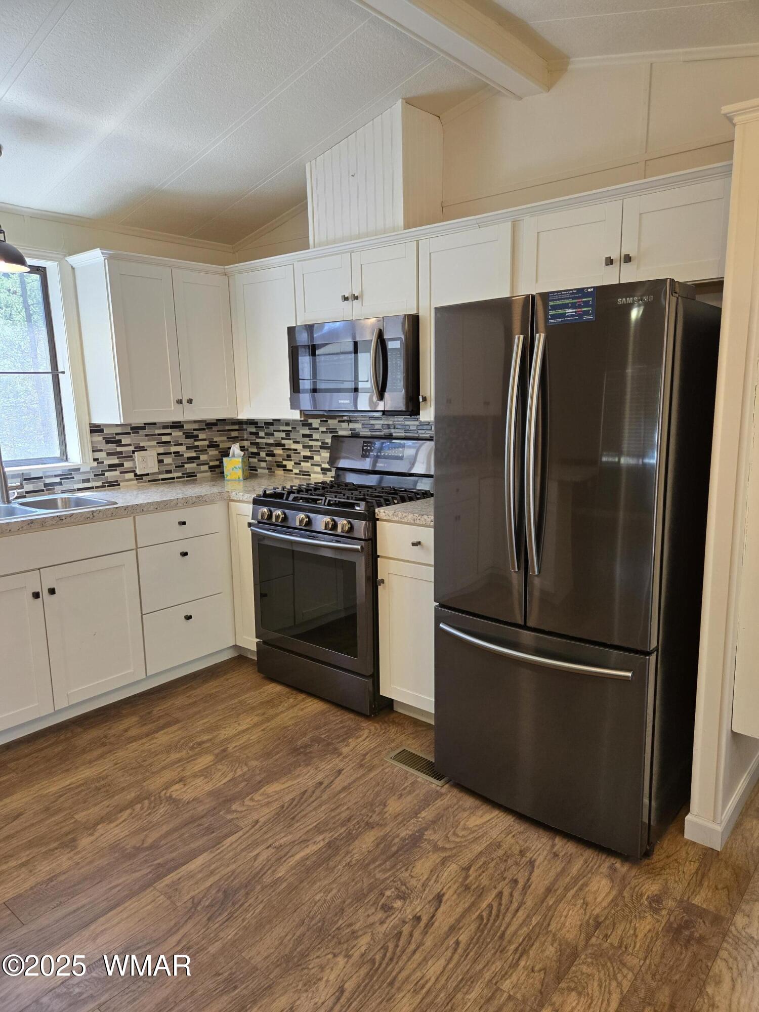 3860 South White Mountain Road, Unit 78 Show Low, AZ 85901 - Photo 4 of 18 Kitchen 3