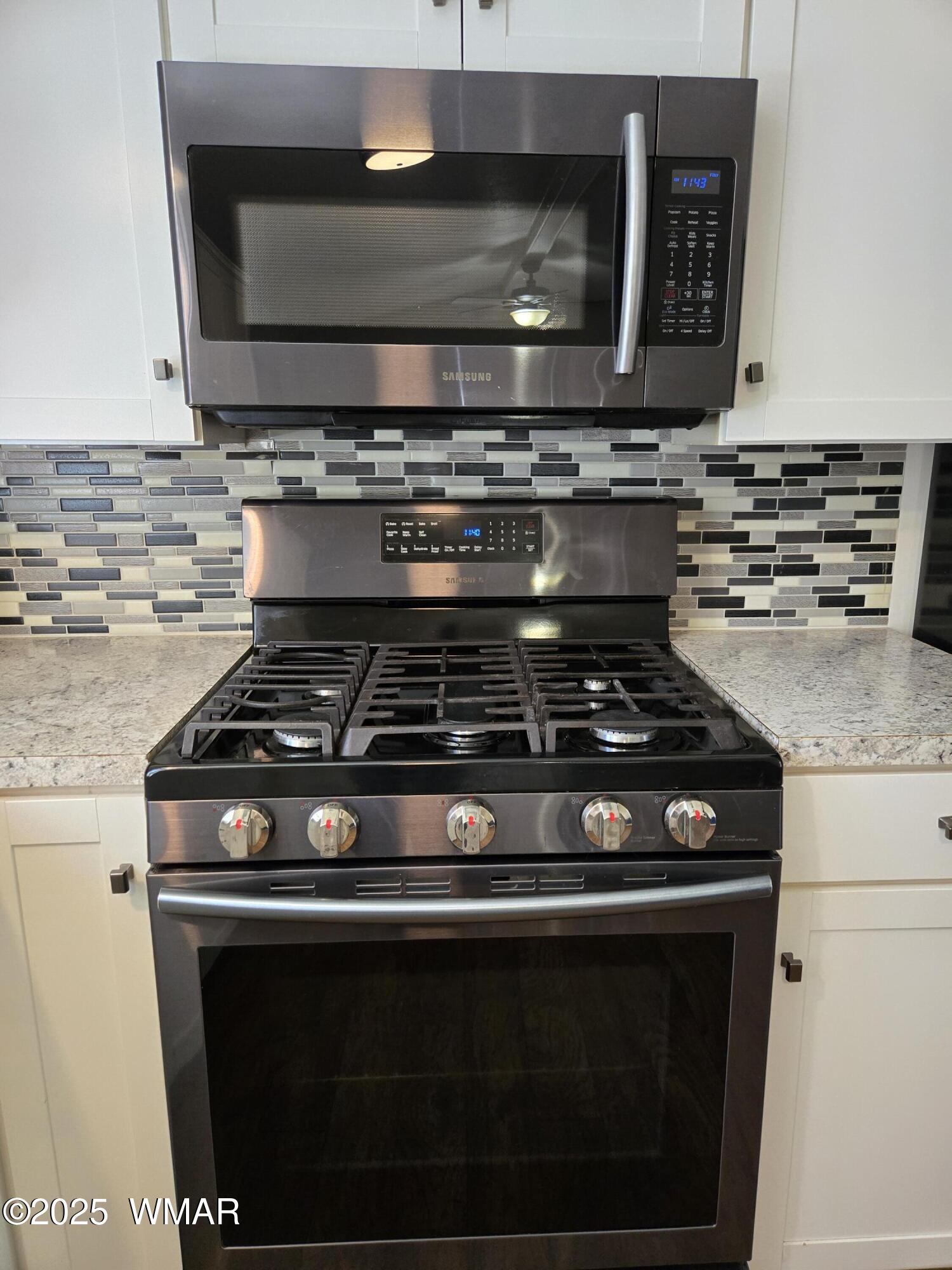 3860 South White Mountain Road, Unit 78 Show Low, AZ 85901 - Photo 5 of 18 Kitchen Stove