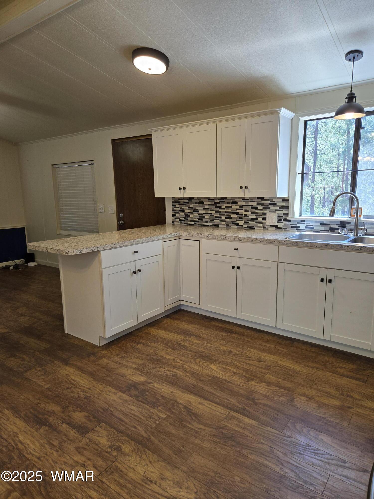 3860 South White Mountain Road, Unit 78 Show Low, AZ 85901 - Photo 6 of 18 Kitchen
