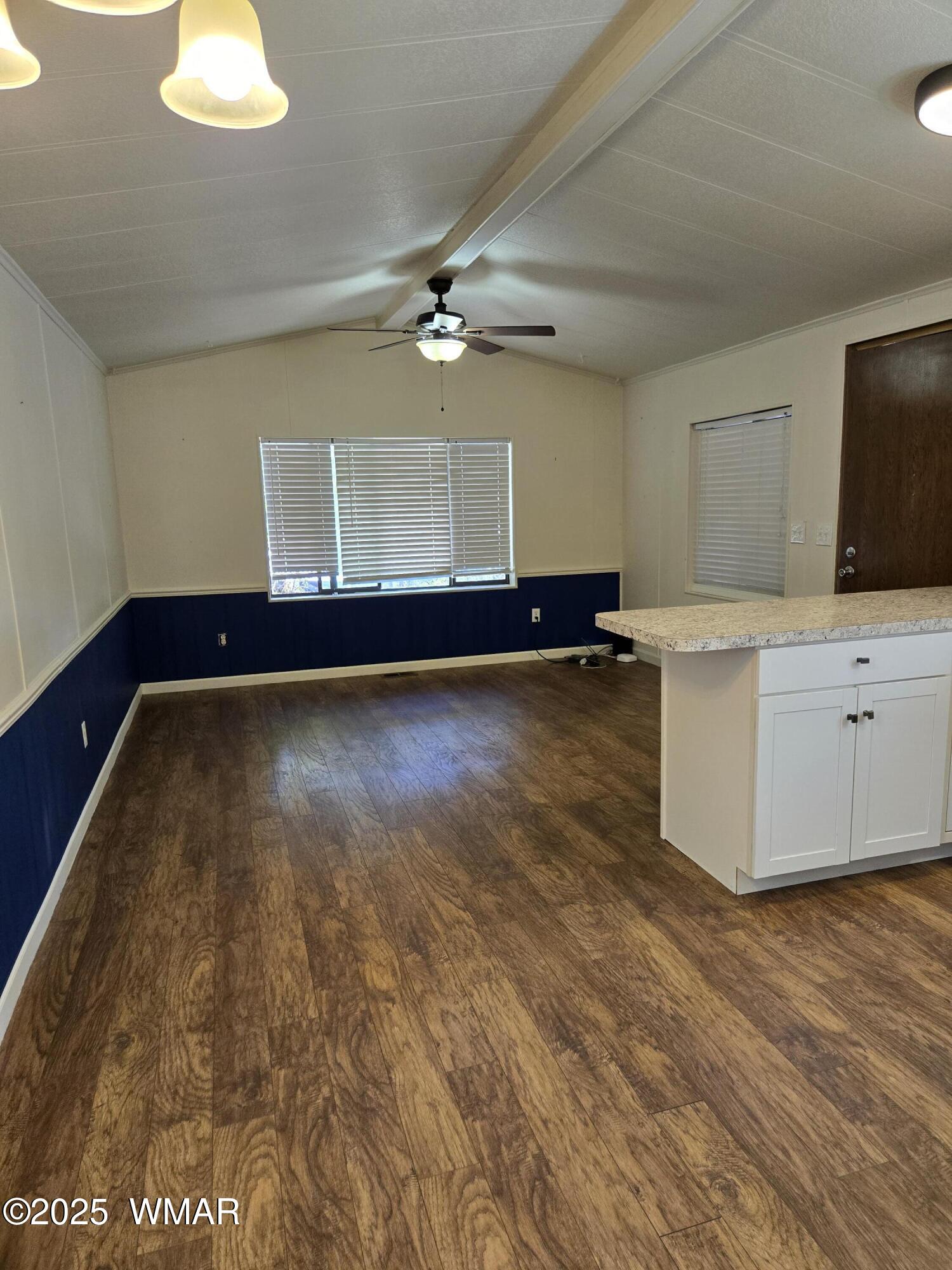 3860 South White Mountain Road, Unit 78 Show Low, AZ 85901 - Photo 8 of 18 Kitchen family room