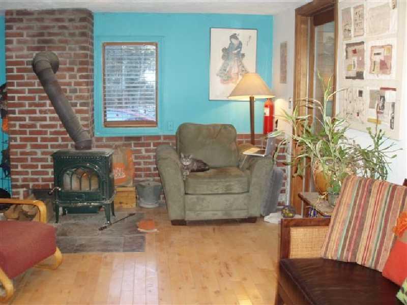 601 Norridgewock Road Fairfield, ME 04937 - Photo 7 of 17 Living Room.