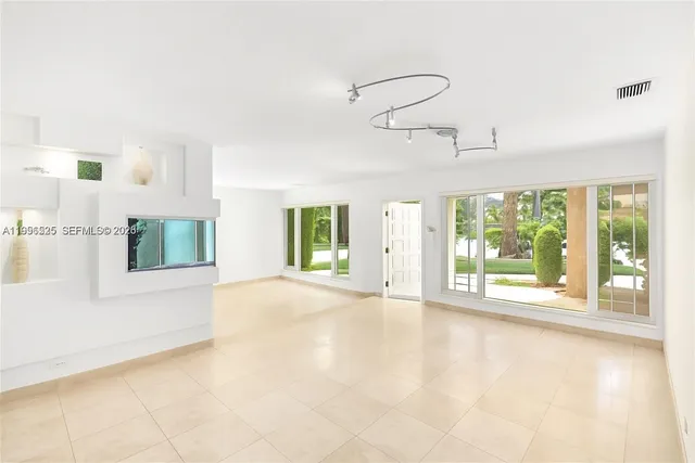 $1,925,000 | 8801 Dickens Avenue, Surfside, FL 33154