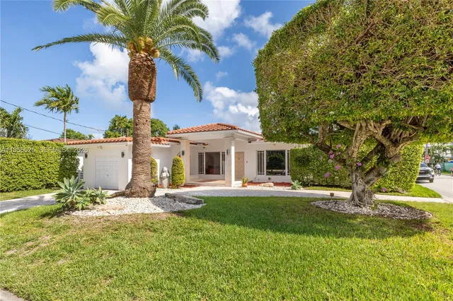 $1,925,000 | 8801 Dickens Avenue, Surfside, FL 33154