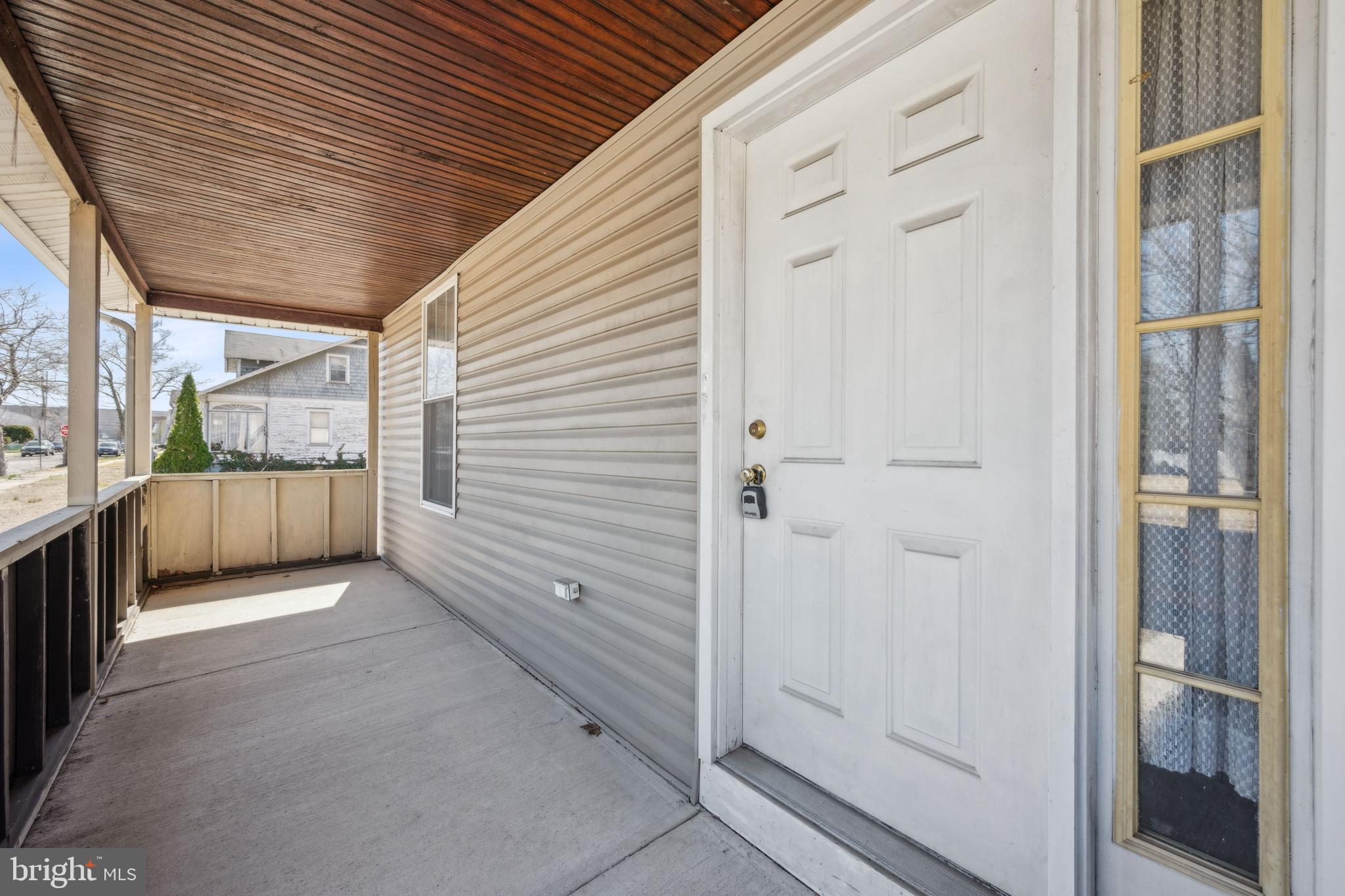 19 Stewart Avenue Delran, NJ 08075 - Photo 4 of 25 a view of a porch with wooden floor and a bathroom