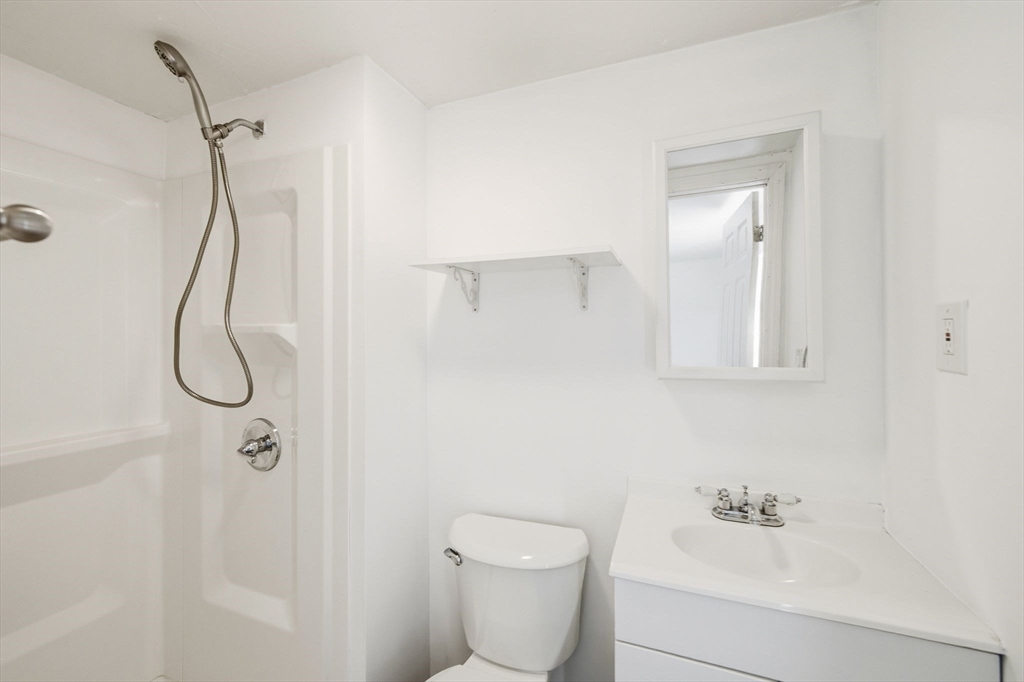 210 Nashua Road Billerica, MA 01862 - Photo 27 of 42