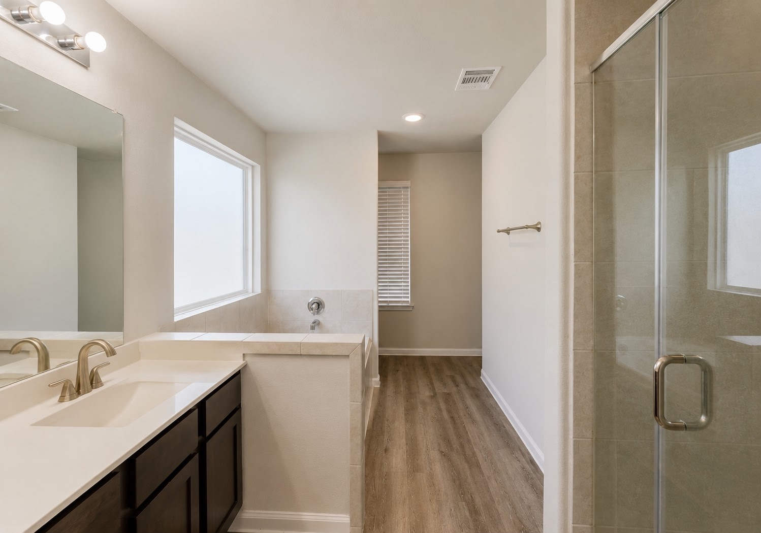 2835 Autumn Mist Lane Conroe, TX 77304 - Photo 18 of 36 Master Bathroom