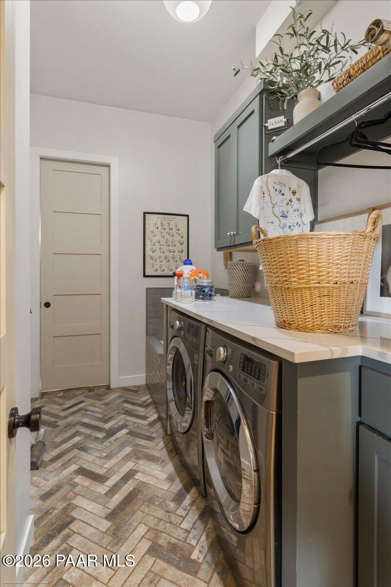 12642 East Bareback Road Prescott Valley, AZ 86315 - Photo 35 of 70 31-Custom Laundry Room
