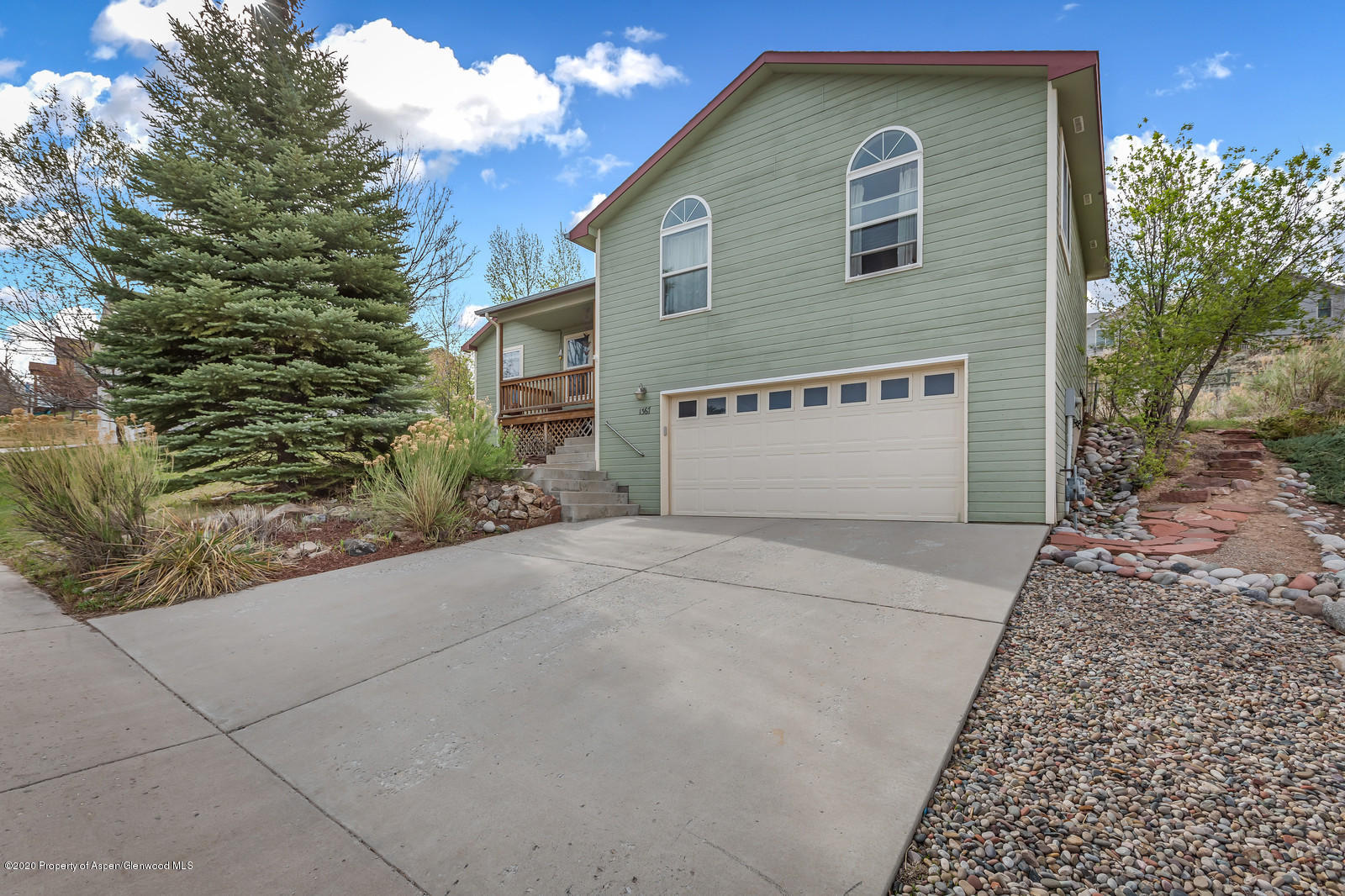 1367 Firethorn Drive Rifle, CO 81650 - Photo 1 of 23 01_1367_Firethorn_Drive_Rifle_81650001_m