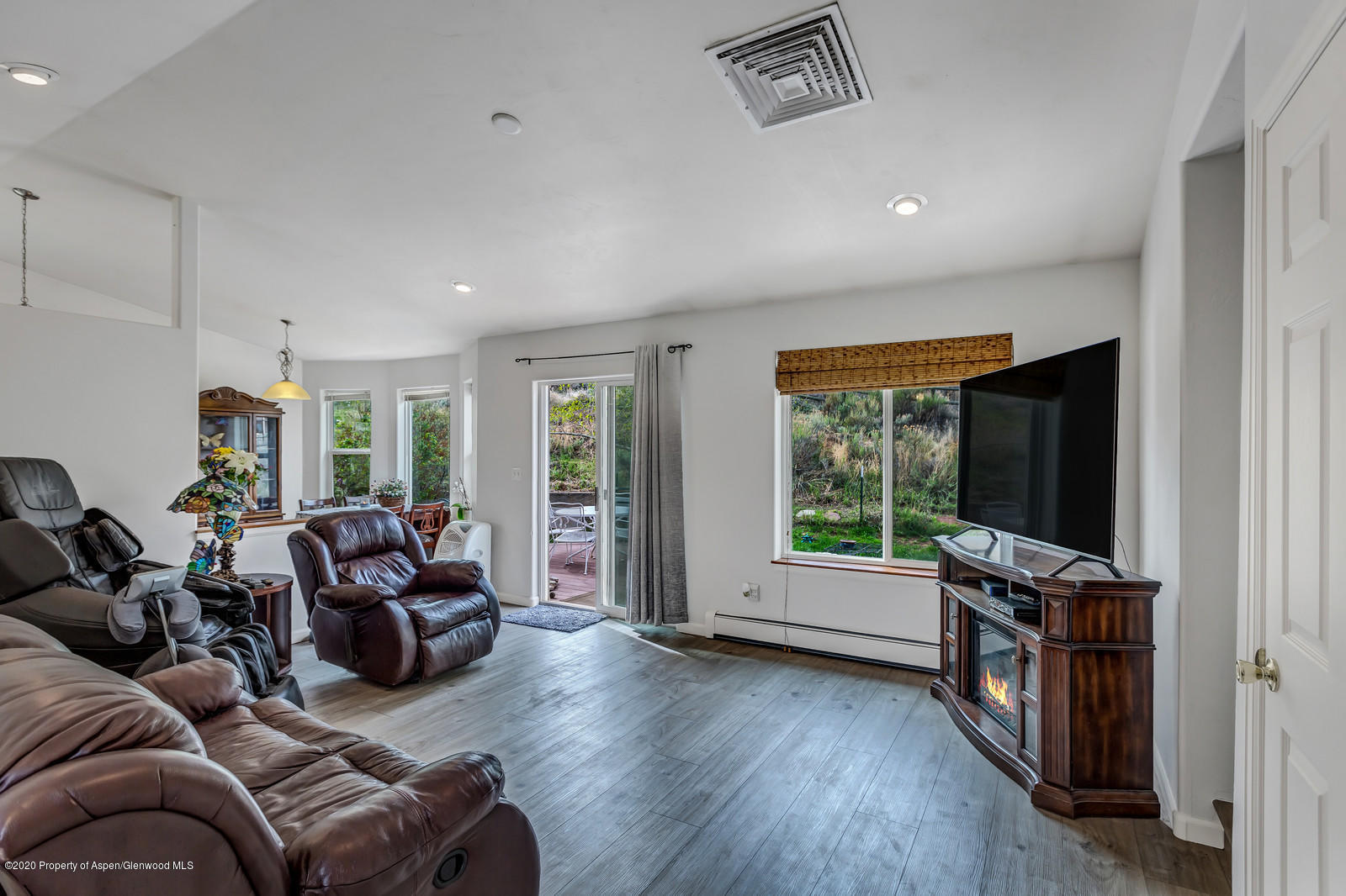 1367 Firethorn Drive Rifle, CO 81650 - Photo 6 of 23 04_1367_Firethorn_Drive_Rifle_81650004_m