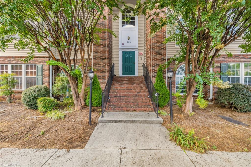 135 James Road, Unit 2C High Point, NC 27265 - Photo 4 of 31