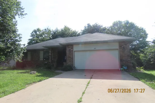 $159,000 | 207 North Gregg Road, Nixa, MO 65714