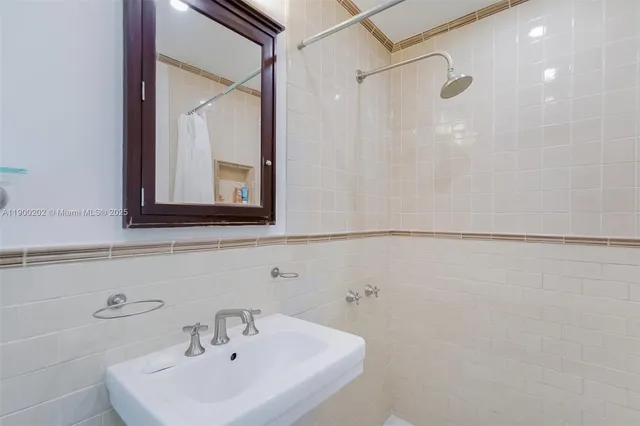 a view of walk in closet