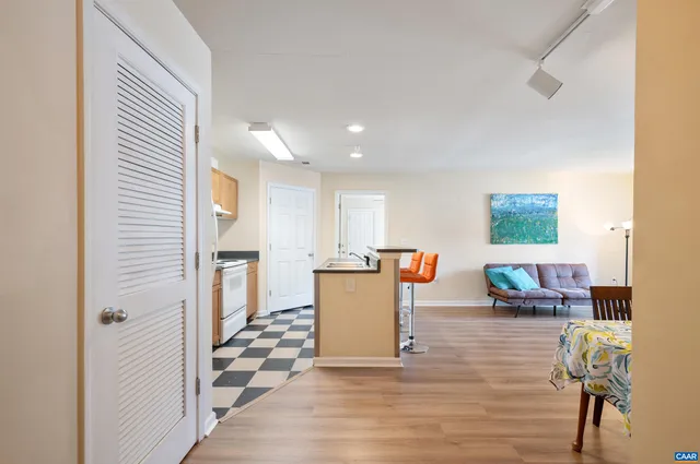 $210,000 | 195 Yellowstone Drive, Unit 103, Charlottesville, VA 22903