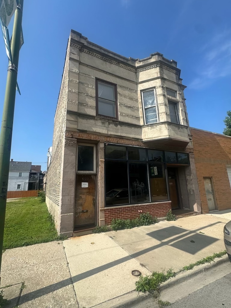 650 West 43rd Street Chicago, IL 60609 - Photo 1 of 1