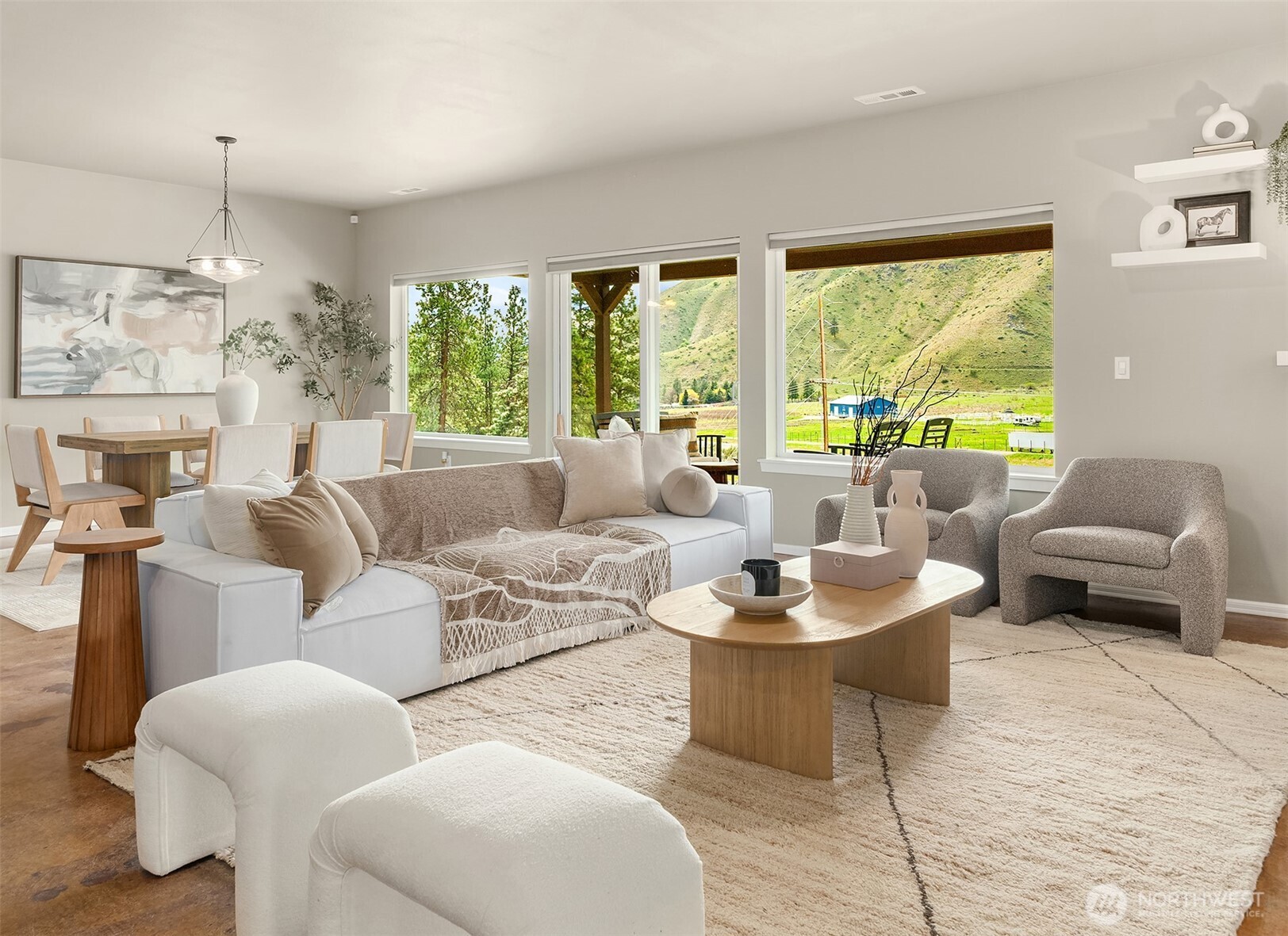 24 Mackenzie Way Chelan, WA 98816 - Photo 12 of 35