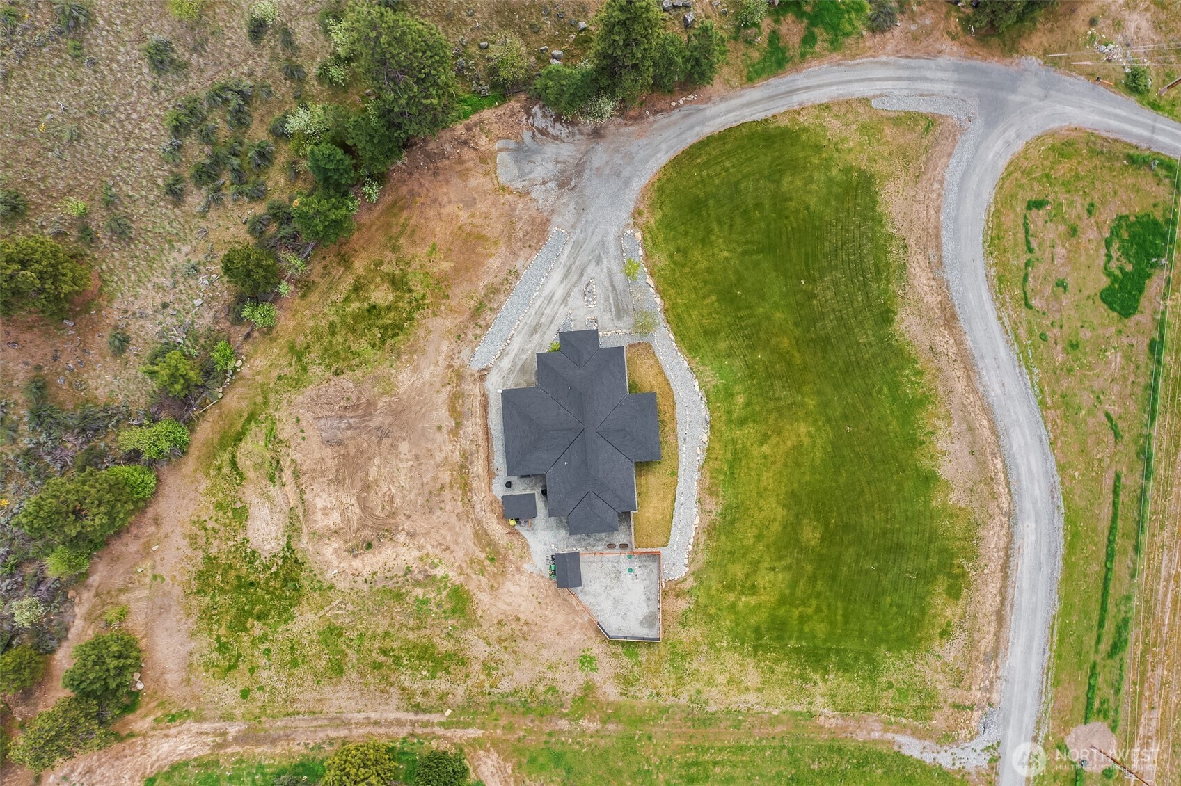 24 Mackenzie Way Chelan, WA 98816 - Photo 26 of 35